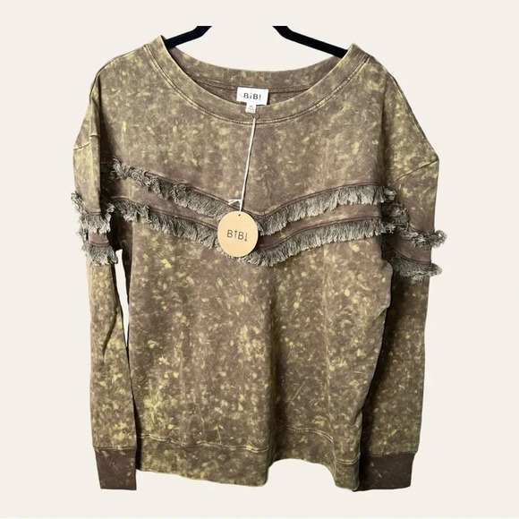 BIBI SWEATER W/ FRAYED MATERIAL ACROSS THE CHEST AND ARMS SIZE X-LARGE BROWN - Picture 2 of 8